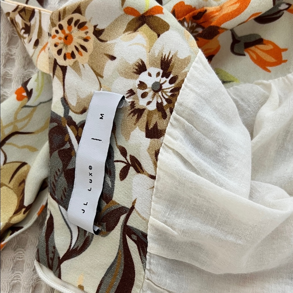 Floral Sleeveless Maxi Dress With A Bow In The Back. - Picture 4 of 10